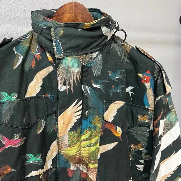 āsoldāš©steal authentic Off-White Multicolor Bird Pattern Jacket - Picture 3 of 4